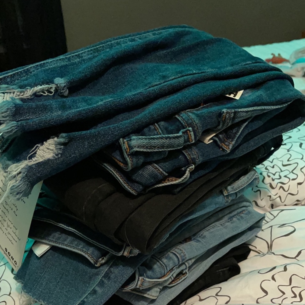 6 pairs of jeans
